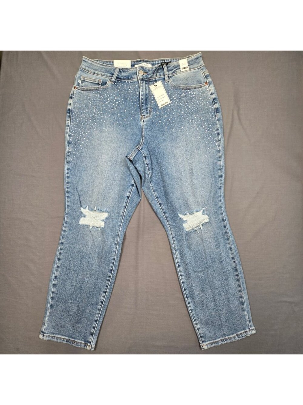 NEW Judy Blue 18W High Waist Slim Fit Distressed Rhinestones Light Wash Jeans